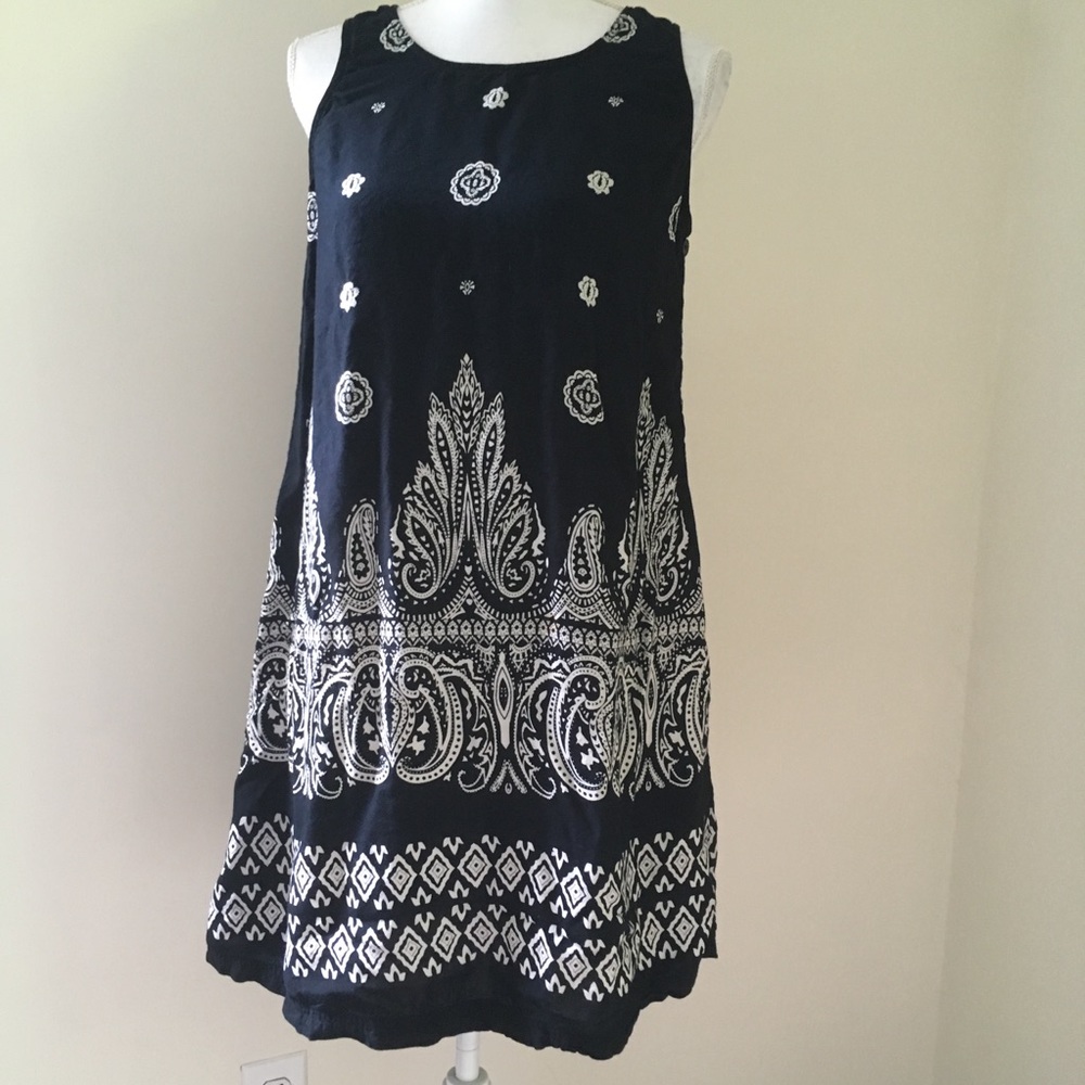 Black Paisley Boho Print Swing Dress Small
